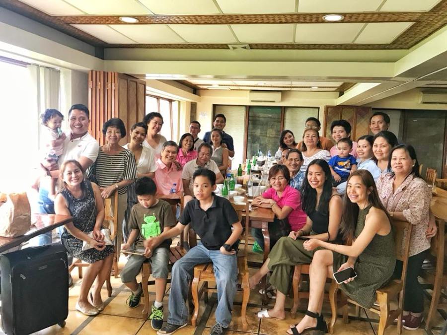 42220400_10155721392923639_6084077945108824064_n